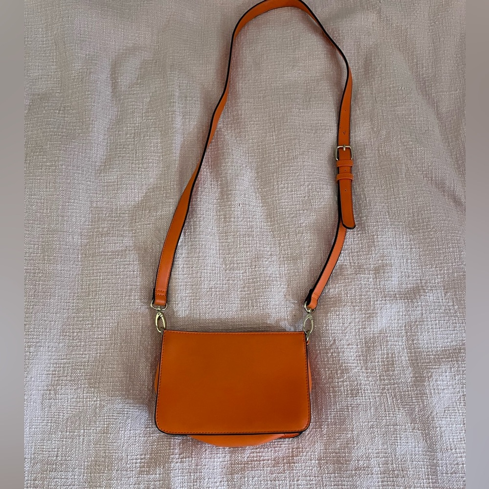 FOREVER 21 PURSE